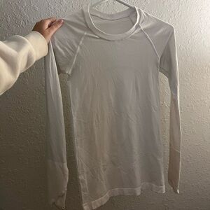 White lululemon swiftly tech long sleeve
